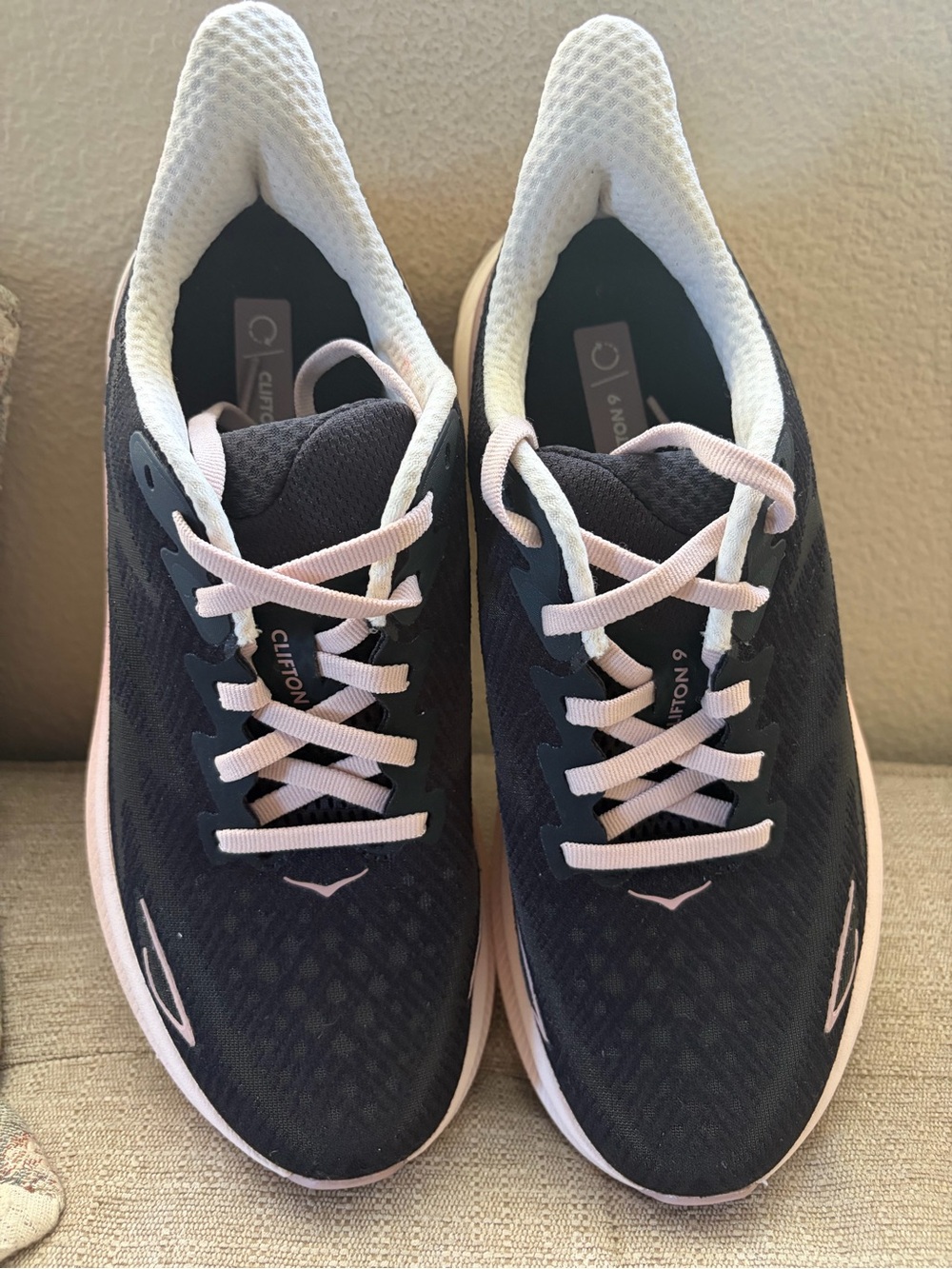 Hoka One One Clifton 9 Women's Running Shoes - Black & Light Pink